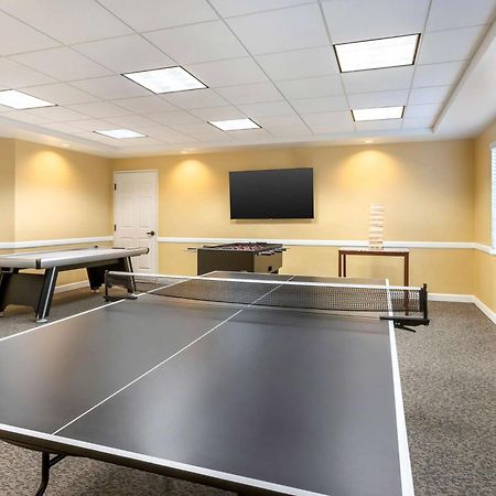 Hilton Vacation Club Varsity Club Тусон Экстерьер фото