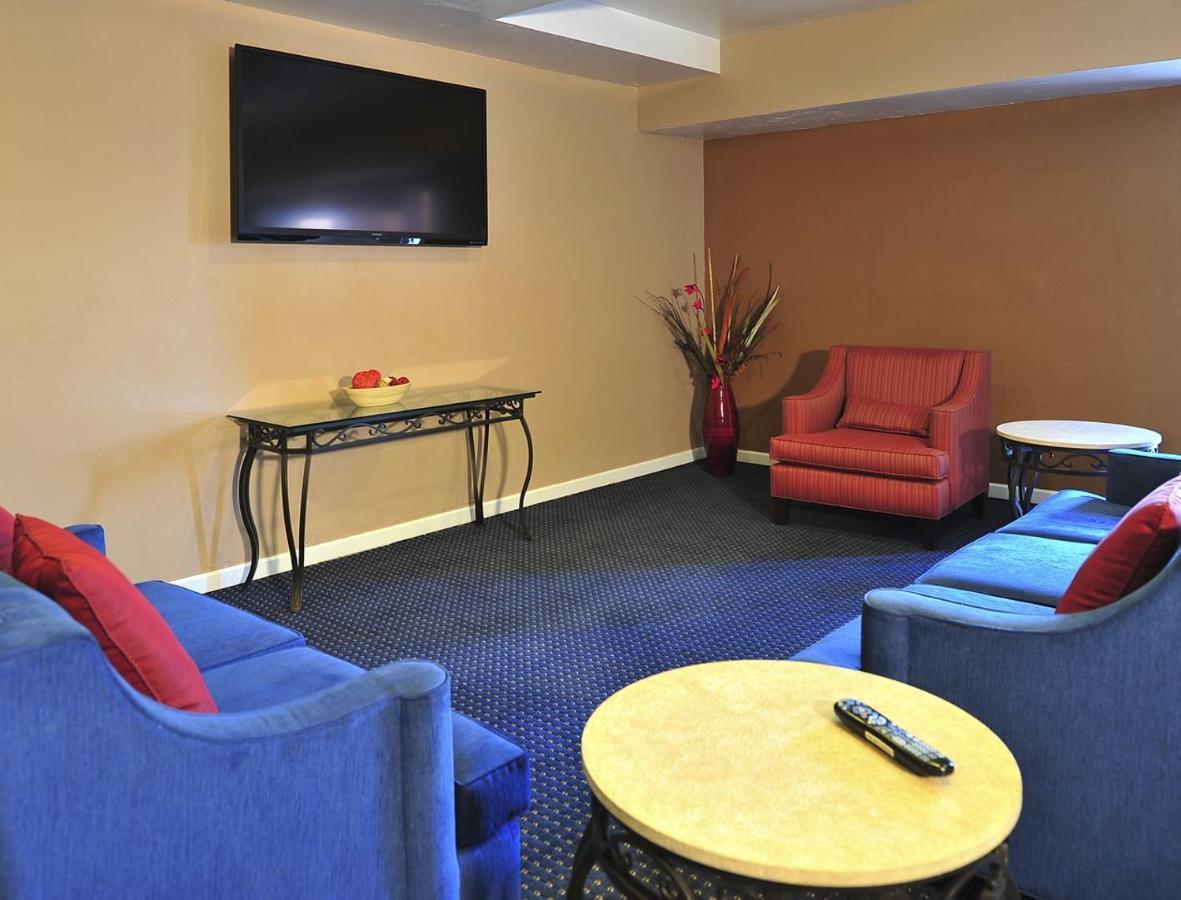 Hilton Vacation Club Varsity Club Тусон Экстерьер фото
