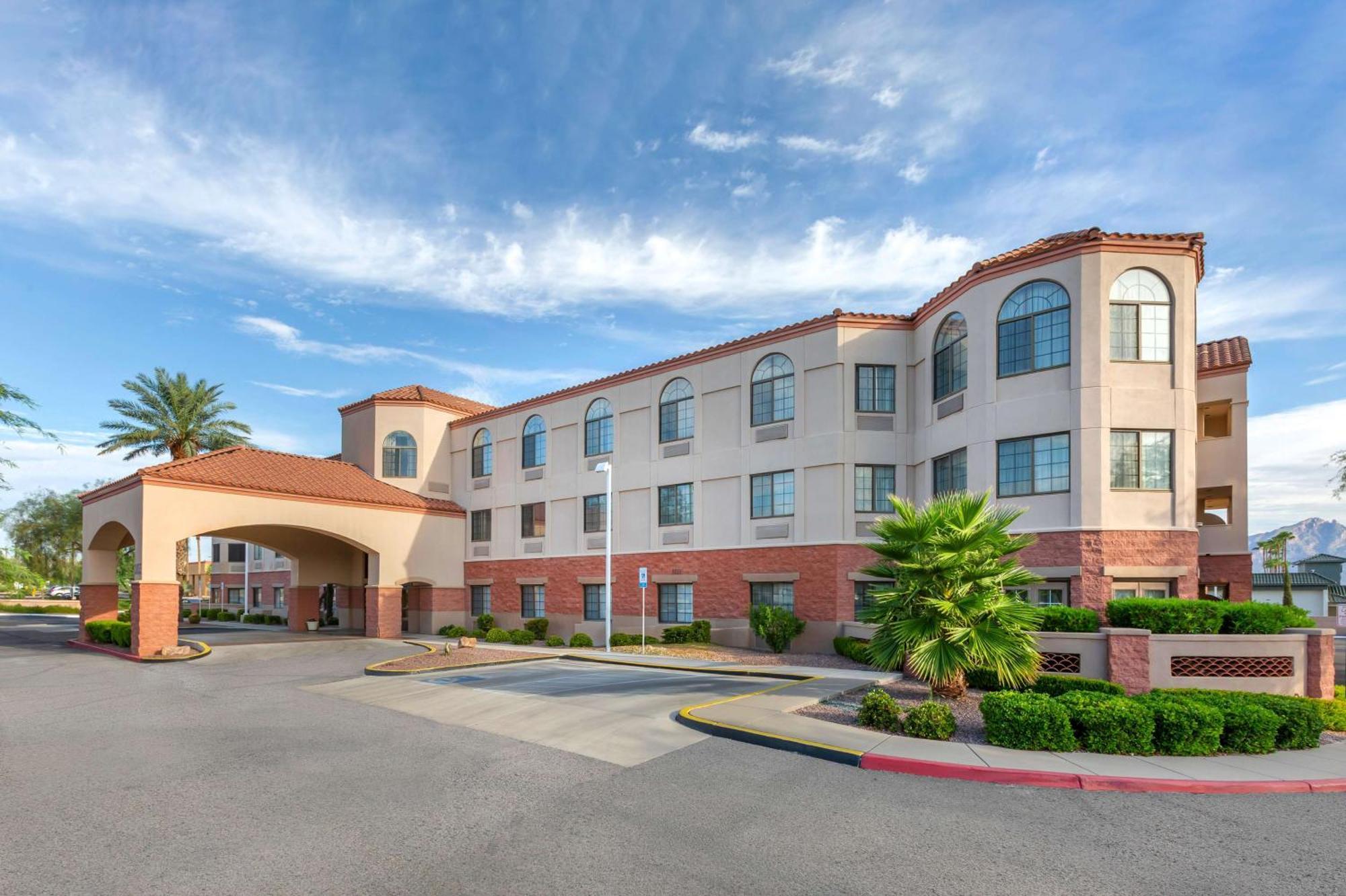 Hilton Vacation Club Varsity Club Тусон Экстерьер фото