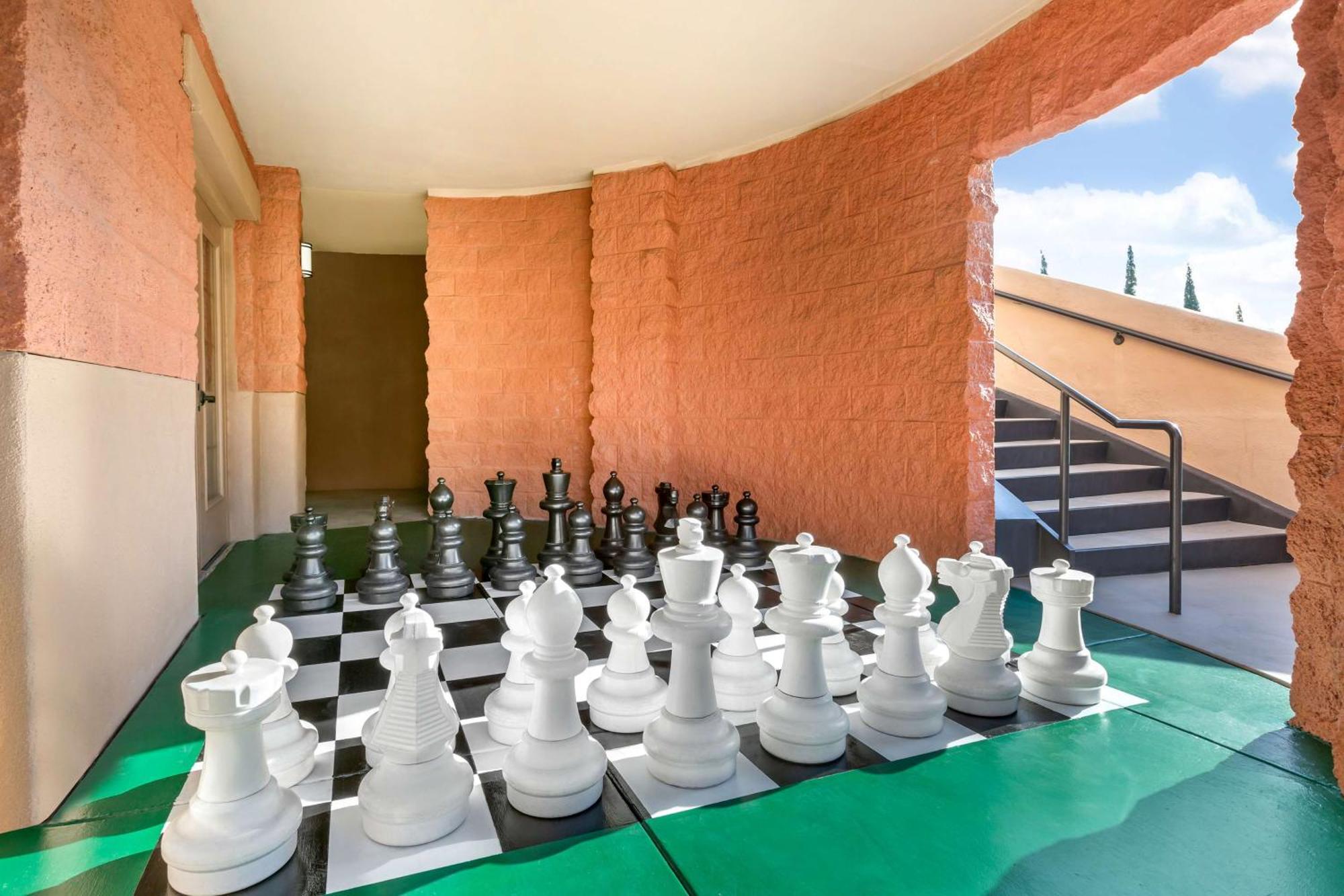 Hilton Vacation Club Varsity Club Тусон Экстерьер фото